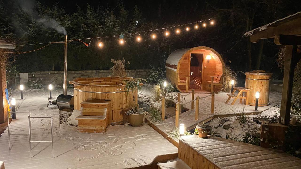 Poziomka Hotel Kujan Bagian luar foto