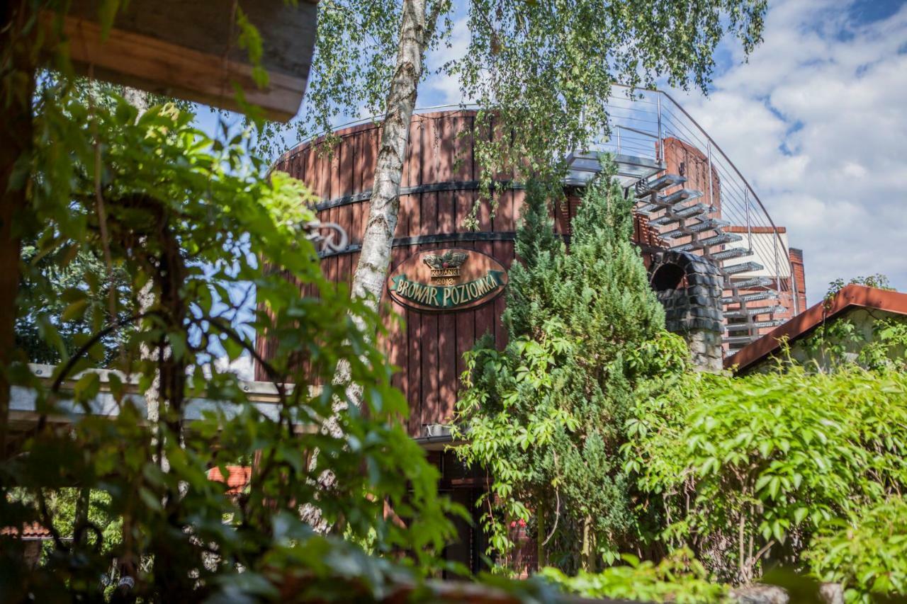 Poziomka Hotel Kujan Bagian luar foto