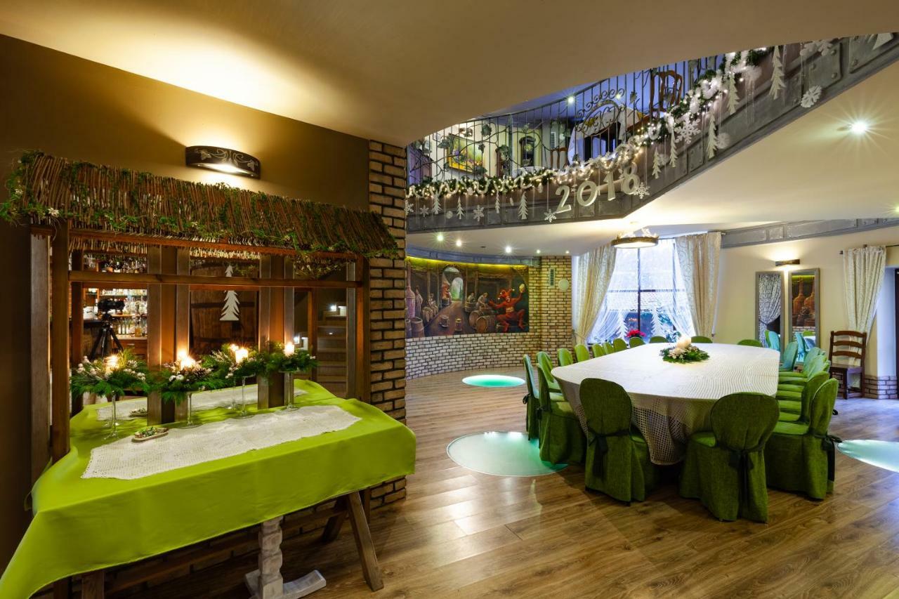 Poziomka Hotel Kujan Bagian luar foto