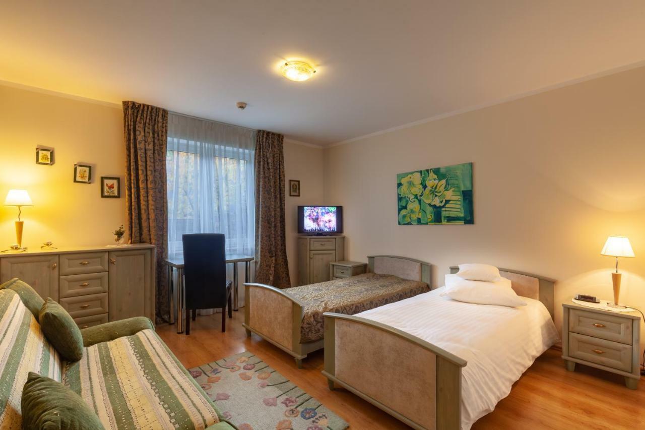 Poziomka Hotel Kujan Bagian luar foto