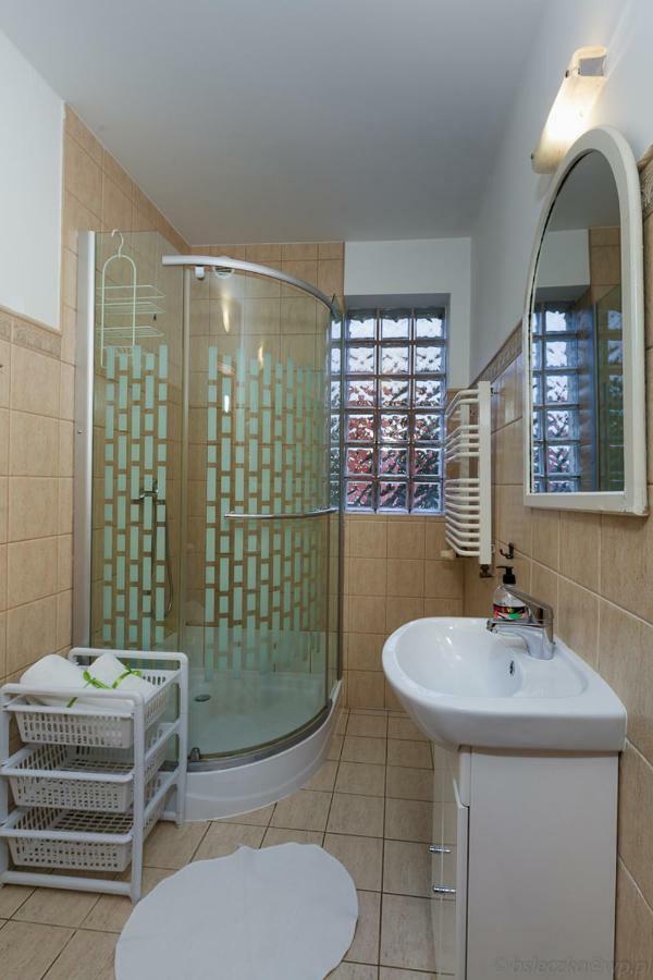 Poziomka Hotel Kujan Bagian luar foto